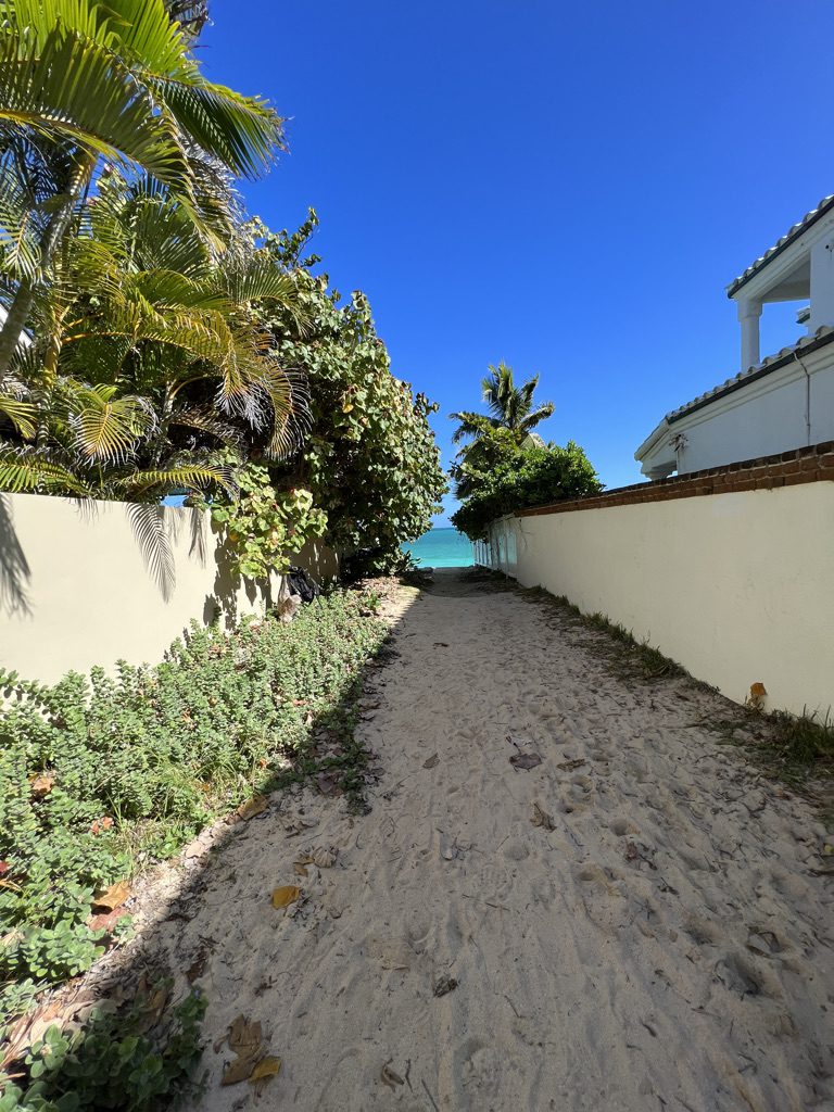Beach Access to Lanikai